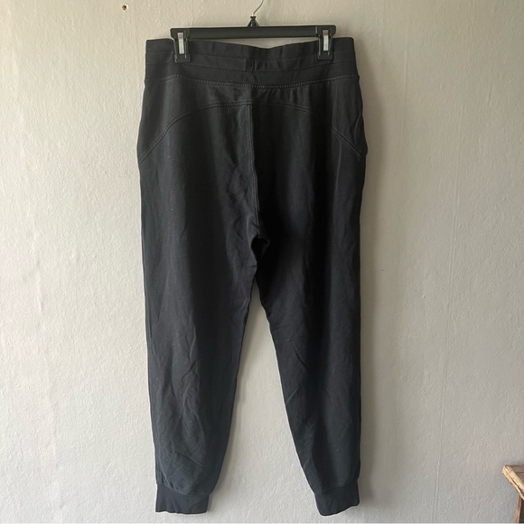 Athleta Black Balance Jogger Size Medium - Picture 5 of 6